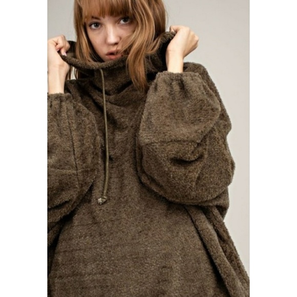 Sweaters - 🌿FUZZY PULLOVER SWEATER🌿